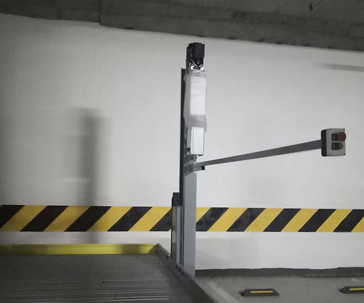 康樂家用升降式機(jī)械式立體車庫維保